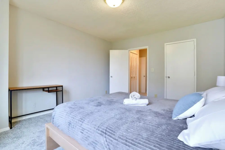 Immerse Yourself in This Beatiful Apt