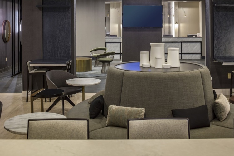 DoubleTree by Hilton Boston Logan Airport Chelsea photo 18