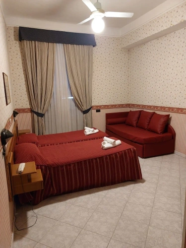 Triple room