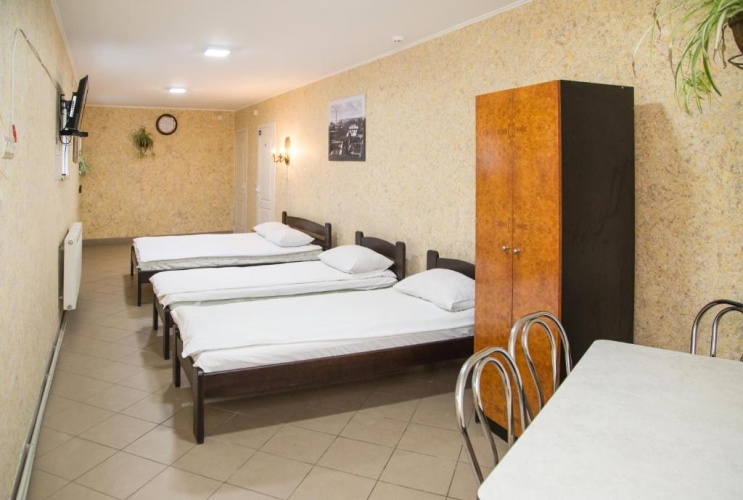 Economy Quadruple room