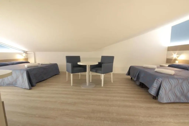 Economy Quadruple room