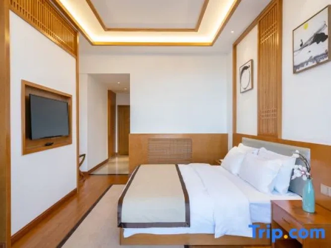 Deluxe Double room with view