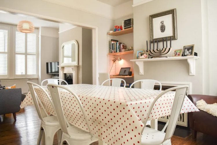 3 Bedroom Brighton Townhouse with Garden