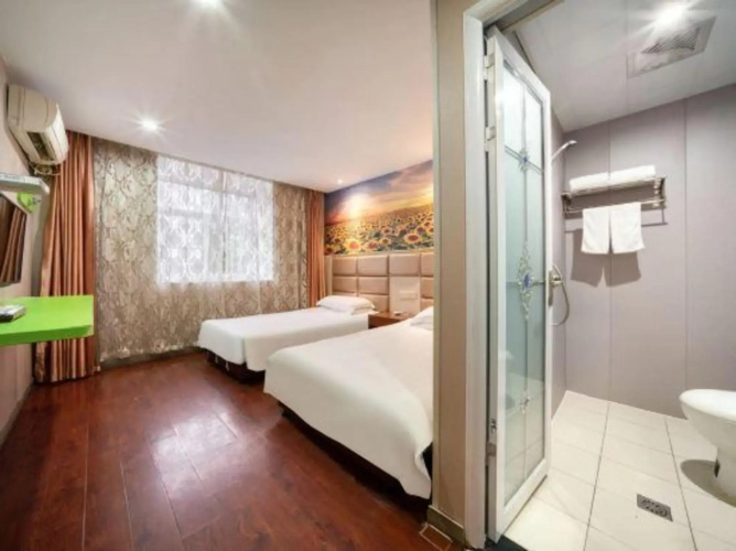 Kuocang Express Hotel