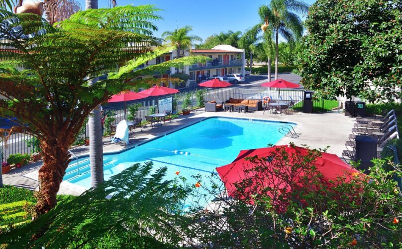 Lamplighter Inn & Suites at SDSU Over view