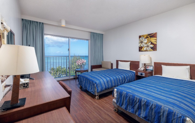 Standard Twin room with balcony