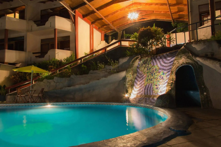 Hotel California - Manuel Antonio