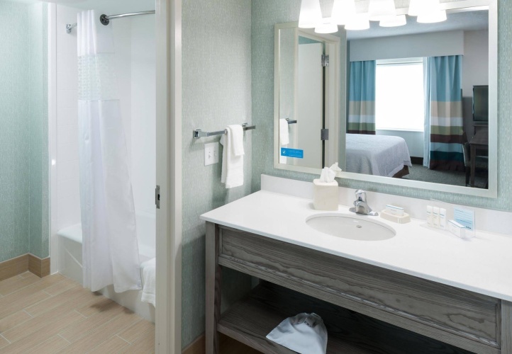 Hampton Inn & Suites by Hilton Carolina Beach Oceanfront photo 10