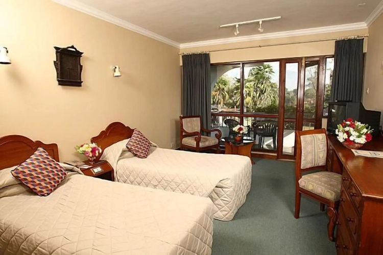 Fish Tail Lodge