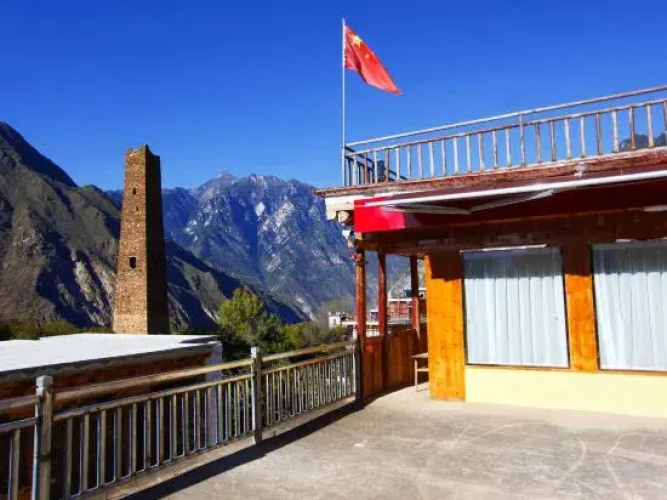 Danba yongbolinka hotel