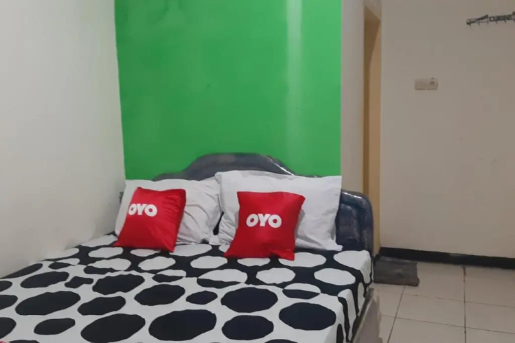 OYO 3449 Putri Garuda Syariah