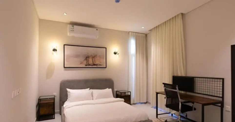 3 Bedrooms Apartment