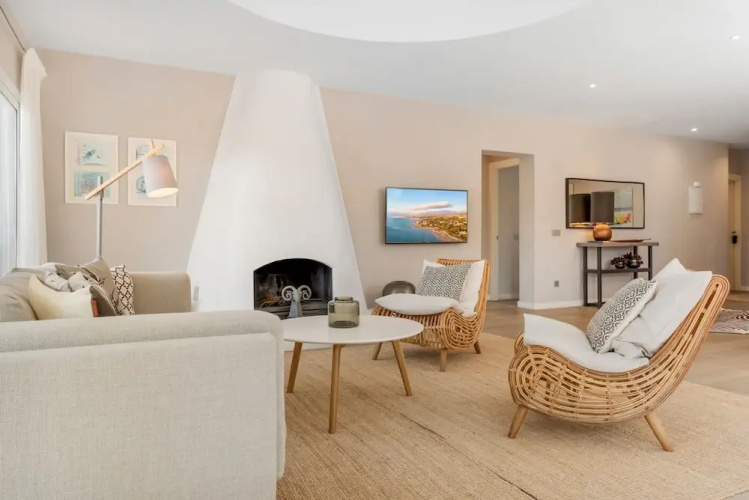 Relaxing Hideaway in Nueva Andaluc a Ref M57