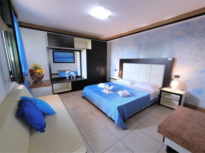 Suite with balcony and with sea view