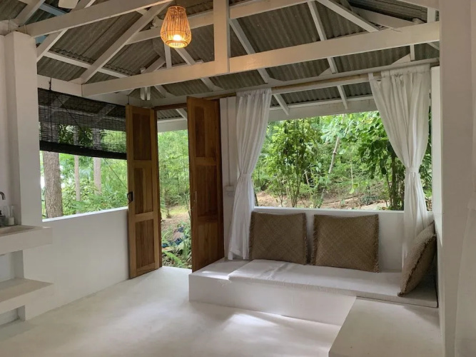 Coconut Beach Bungalows