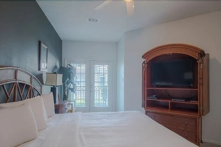 Legacy 2102 - 3 Br Condo