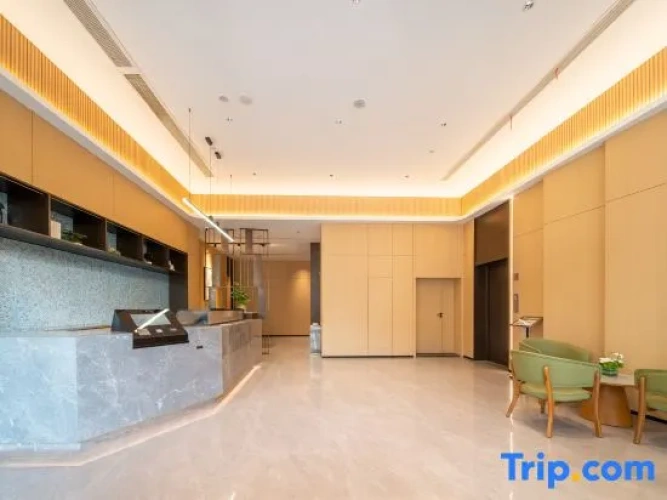 Xinyitian Hotel (Close to Wutian Old Street, Near Wenzhou Railway Station)