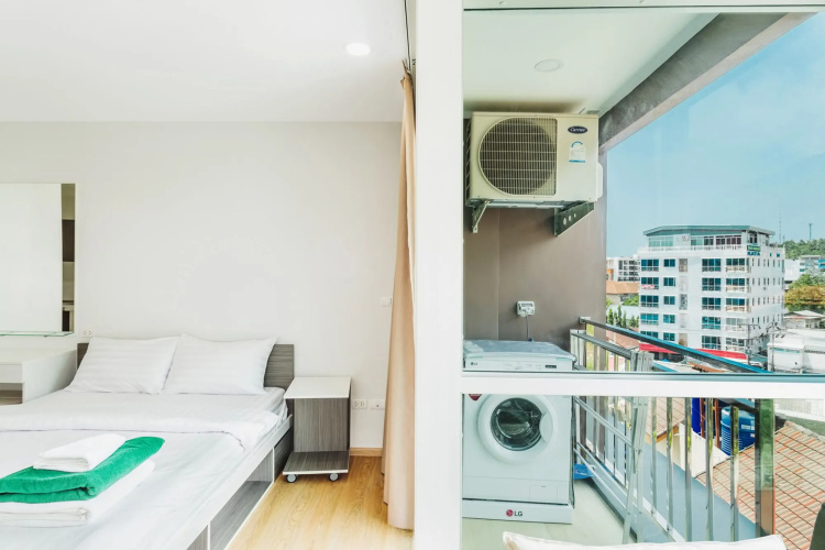 Condo in Kata in Ozone - Unit A612