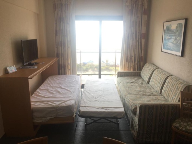 Apartment with sea view