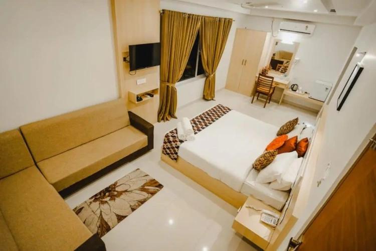 Deluxe Suite