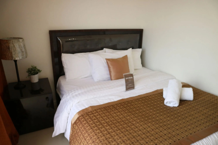Sea Pearl Manila Suites