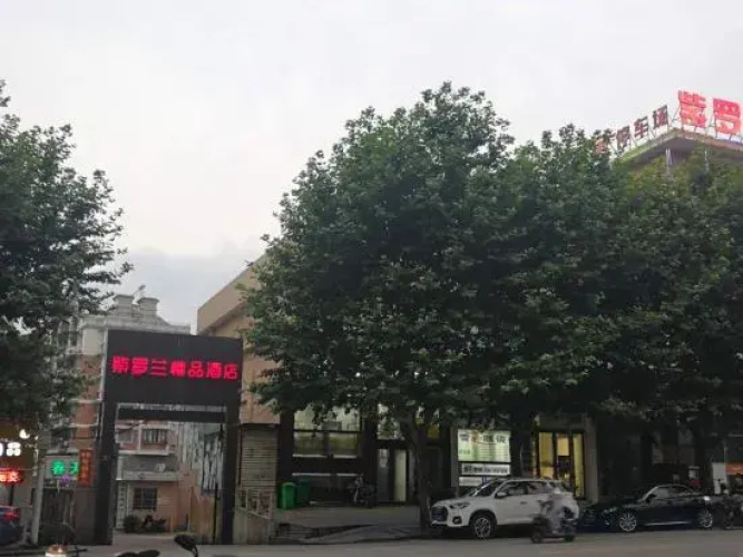 Violet Boutique Hotel