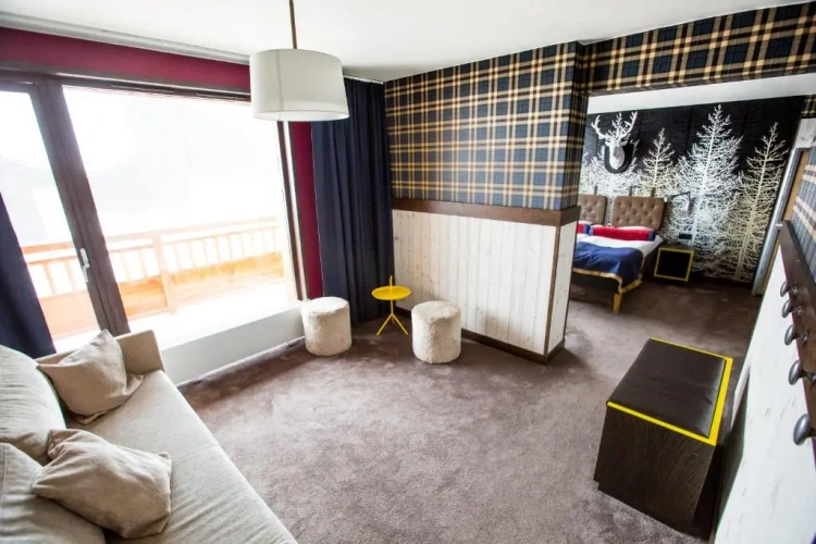 Standard Quadruple room with balcony and with mountain view