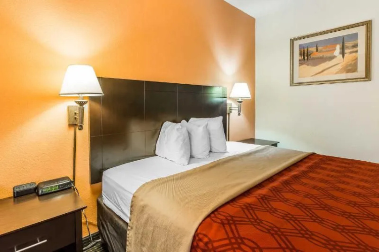 Quality Inn