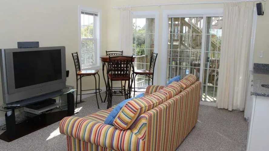 Keep Smiling - 8 Br Home