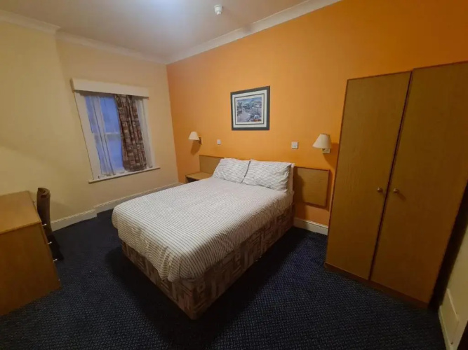 Devon Towers Hotel