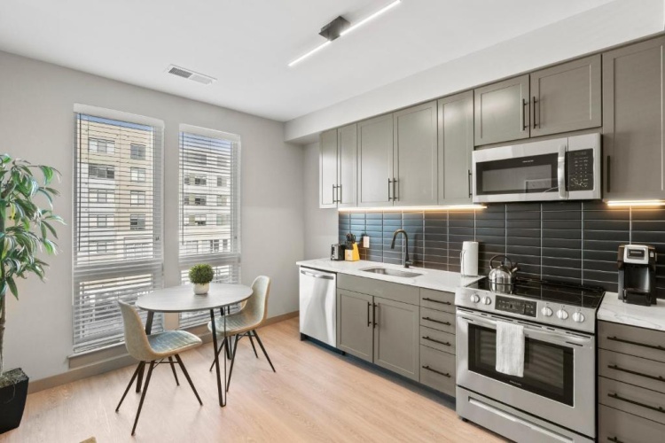 1 Bedroom Apartment