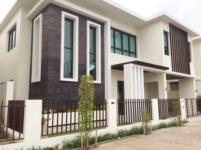 3 Bedrooms Villa