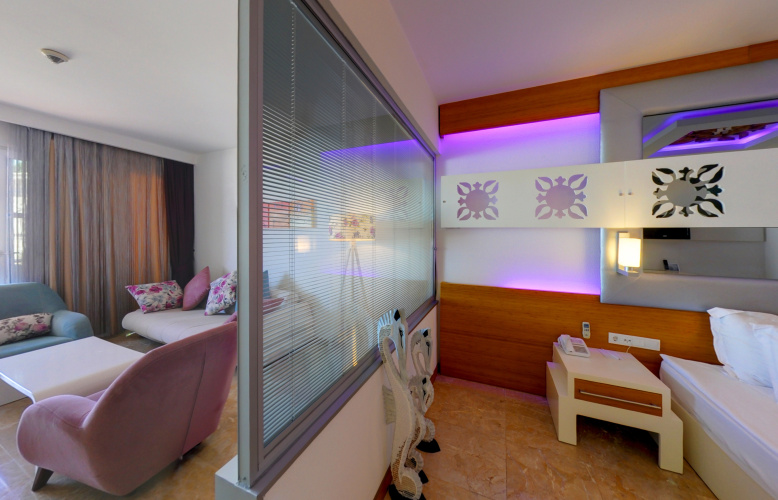 Flora Garden Beach Hotel
