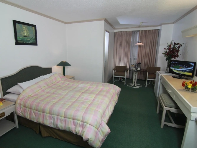 Double Suite