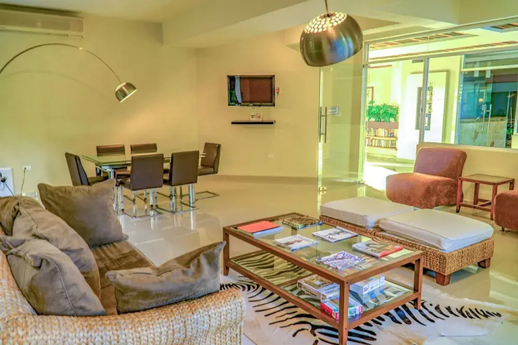 Solana Condo 2Br by NAS
