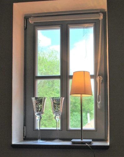 2 Bedrooms Classic Apartment