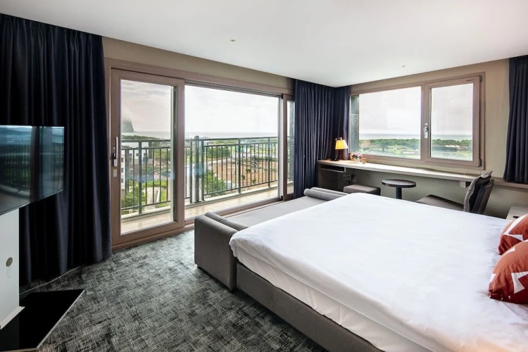 Guest rooms