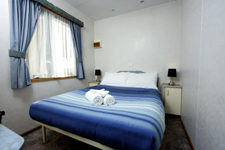 2 Bedrooms Cottage