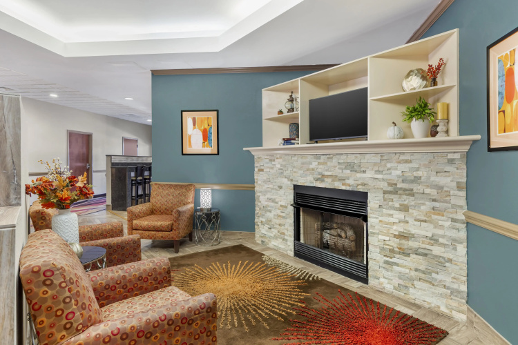 Best Western Plus Suites-Greenville