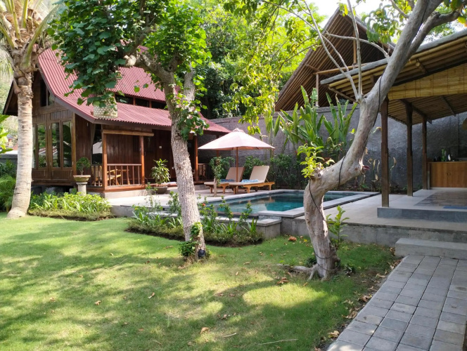 Villa Adi