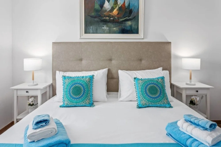 1 Bed Apart With Pool