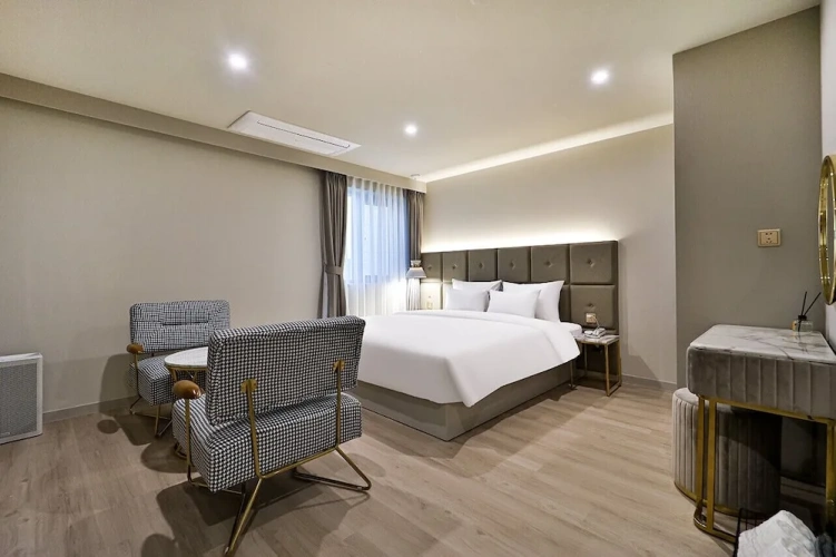 Business Double room with city view