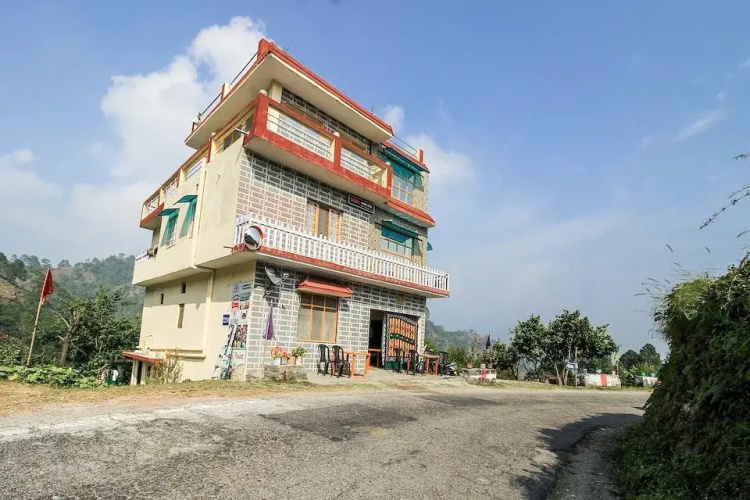 Gopi Home Stay