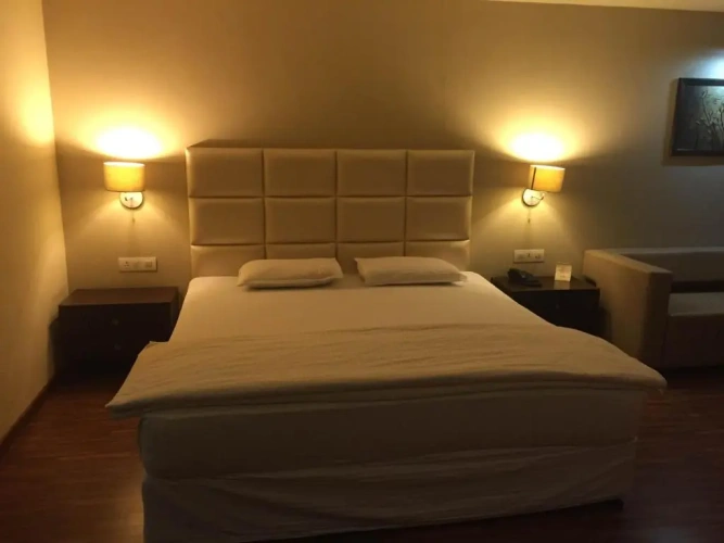 Deluxe Double room with view