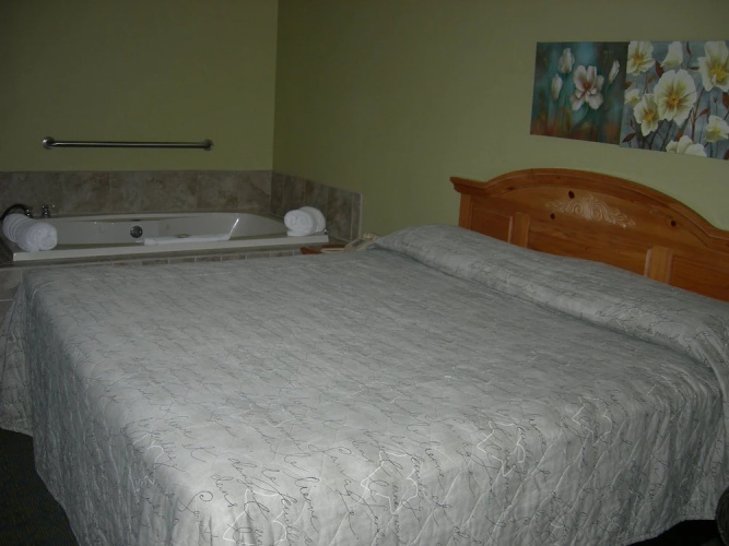 Bellaire Inn