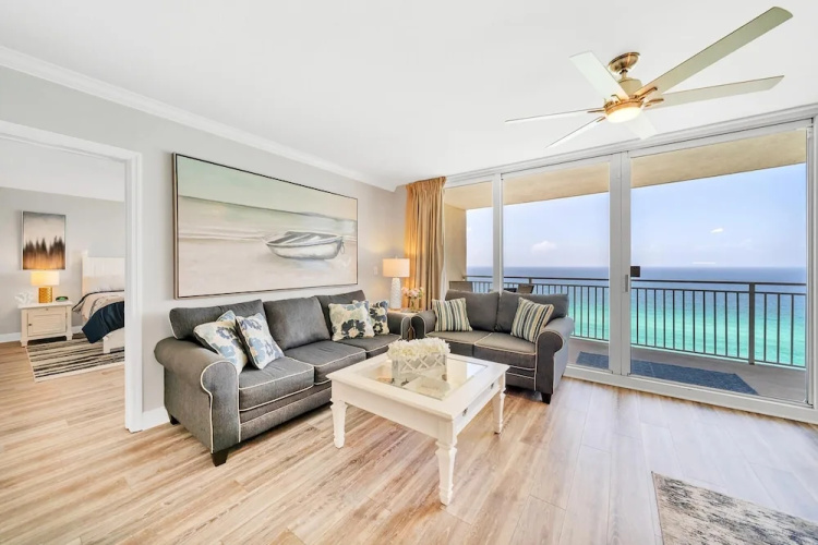 Emerald Beach 1633