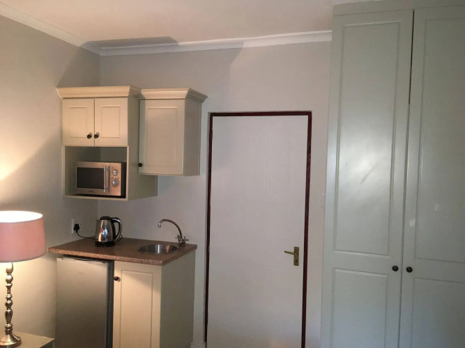 Calais Guest House