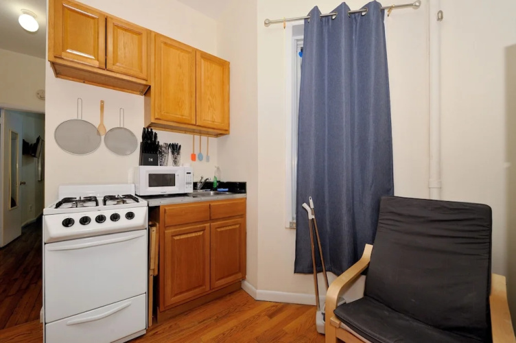 Spacious 2BR on the Upper East Side Steps From Central Park