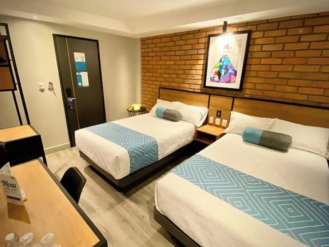 Standard Twin room