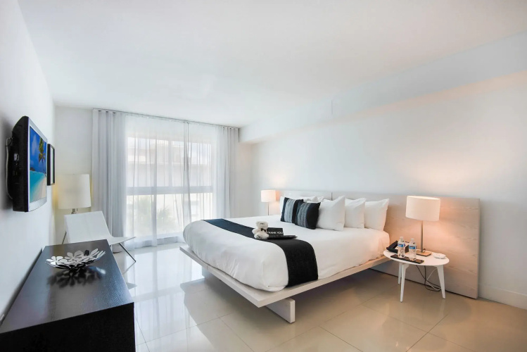 Beach Haus Bal Harbour